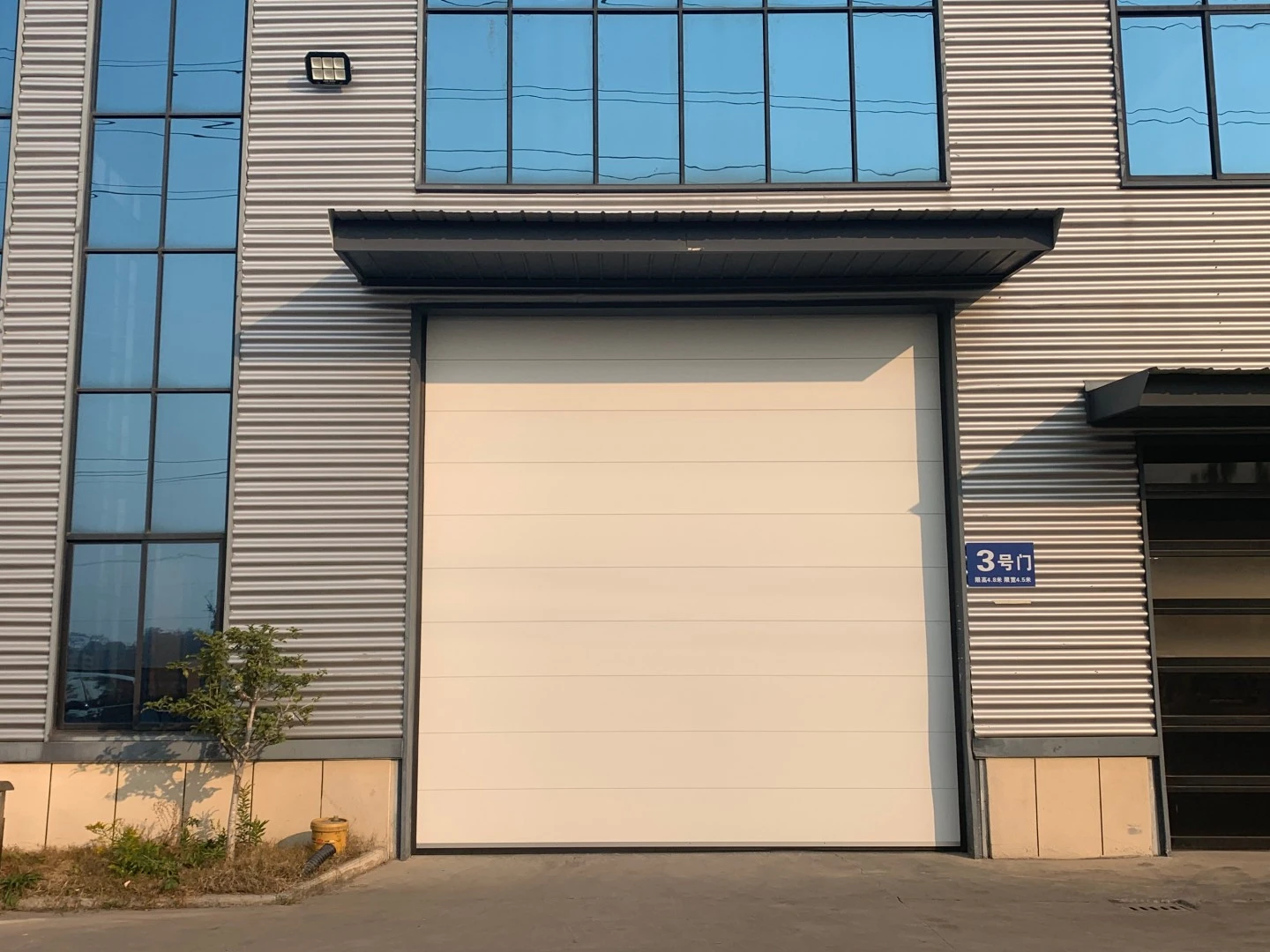 安必信工业门晋中服务站生产基地